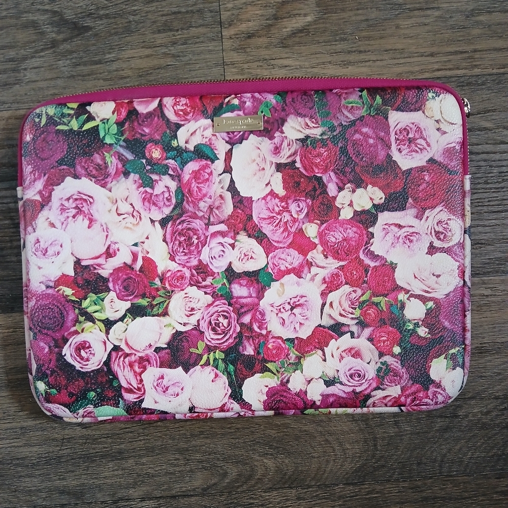 Kate Spade New York Floral Multi Pink Laptop Sleeve Case.